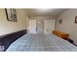 225 Heagle Cr Nw, Edmonton, AB T6R1V6 Photo 23