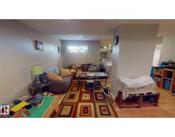 225 Heagle Cr Nw, Edmonton, AB T6R1V6 Photo 30