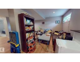 225 Heagle Cr Nw, Edmonton, AB T6R1V6 Photo 32