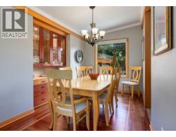 Kitchen - 5108 Brockington Road Nw, Calgary, AB T2L1R6 Photo 6