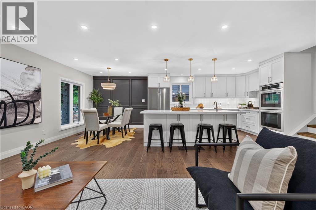 4 WOODCREST Drive - 24