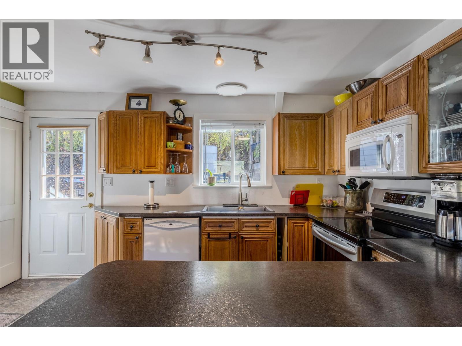 3324 Powell Road - 10