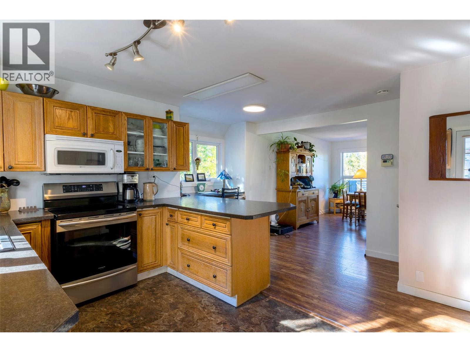 3324 Powell Road - 12