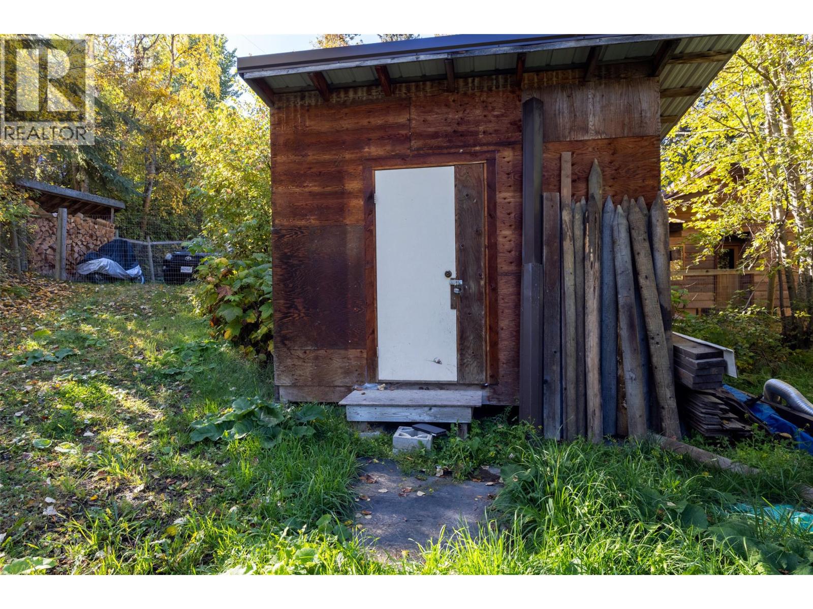 3324 Powell Road - Image 55