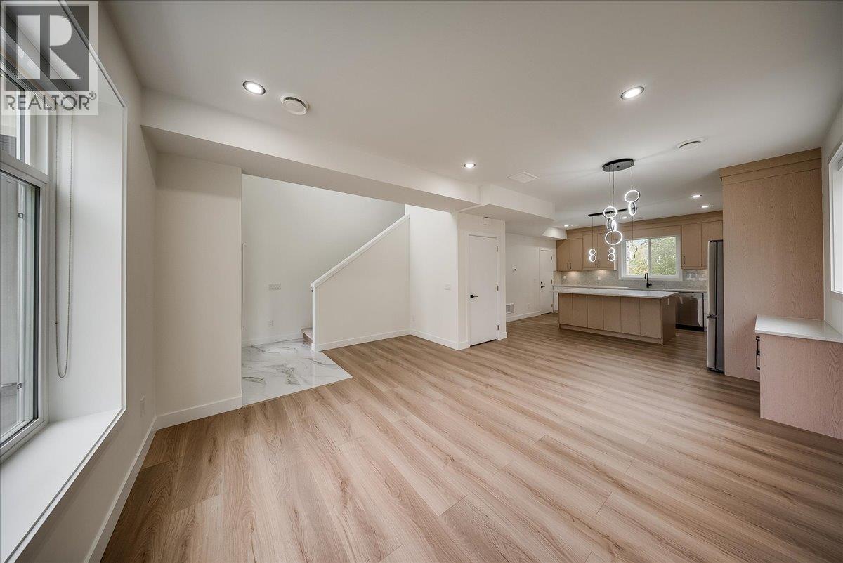 3736 Toba Road - 11