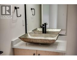 3736 Toba Road, Castlegar, BC V1N4Y3 Photo 36