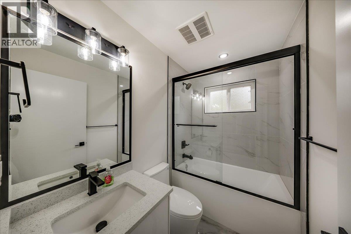 3736 Toba Road - 26
