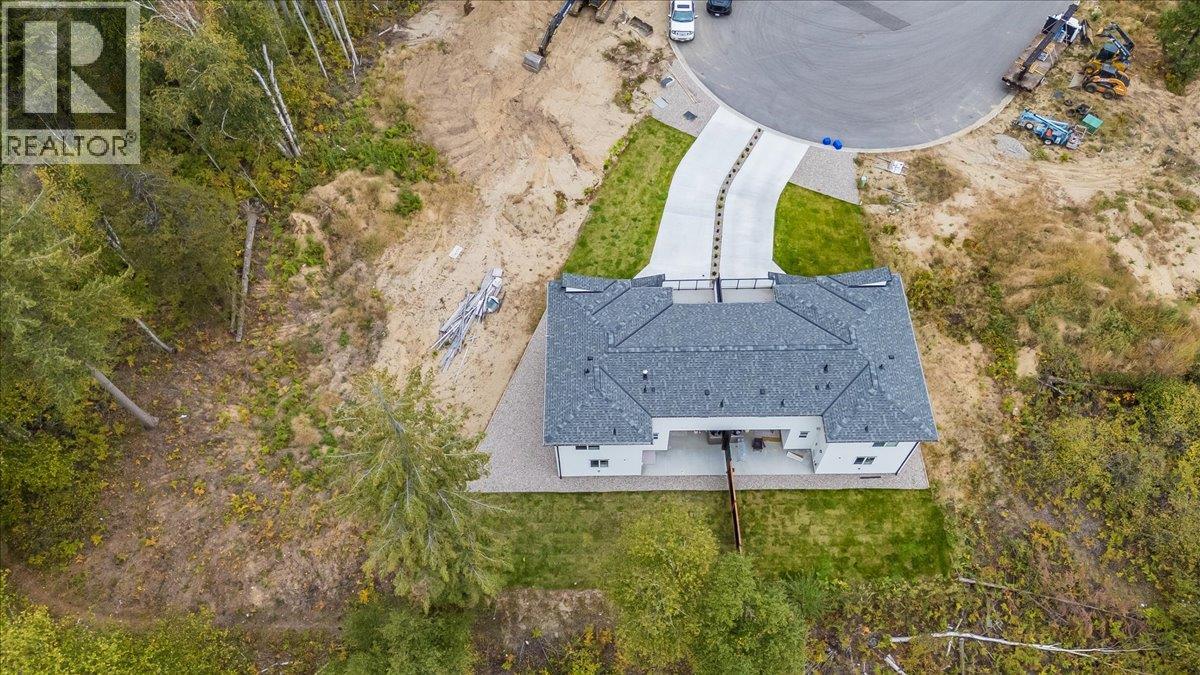 3736 Toba Road - 50