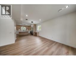 Living room - 3736 Toba Road, Castlegar, BC V1N4Y3 Photo 10