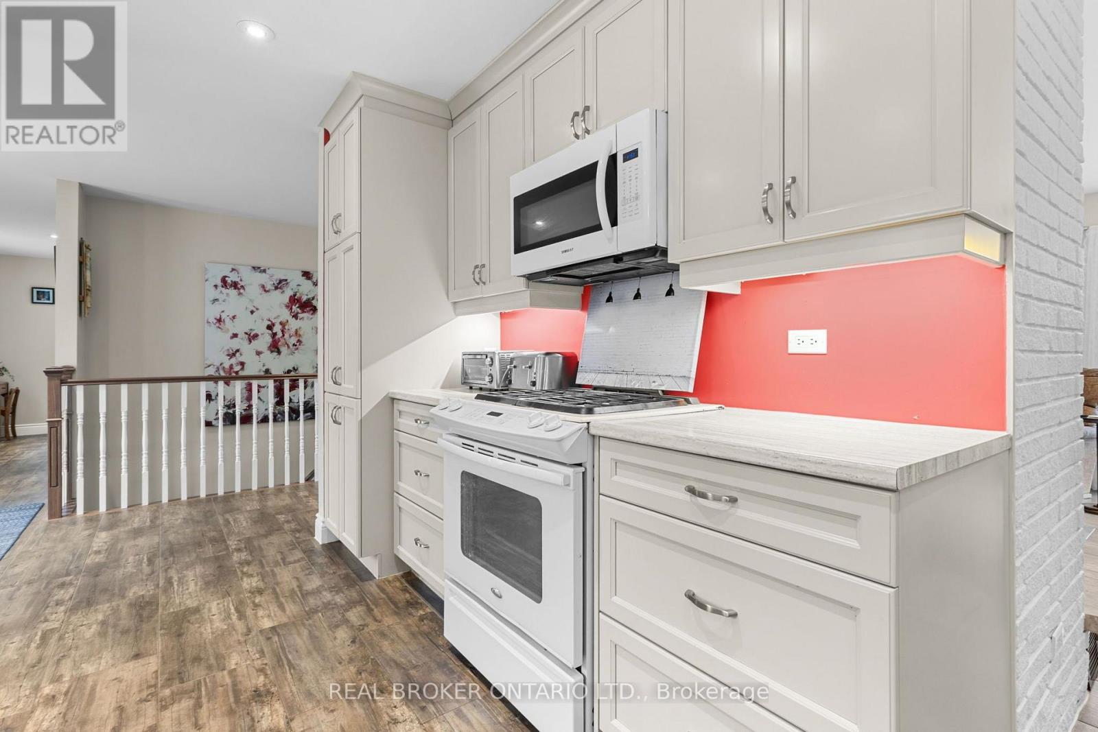 316 CLOTHIER STREET W - 10