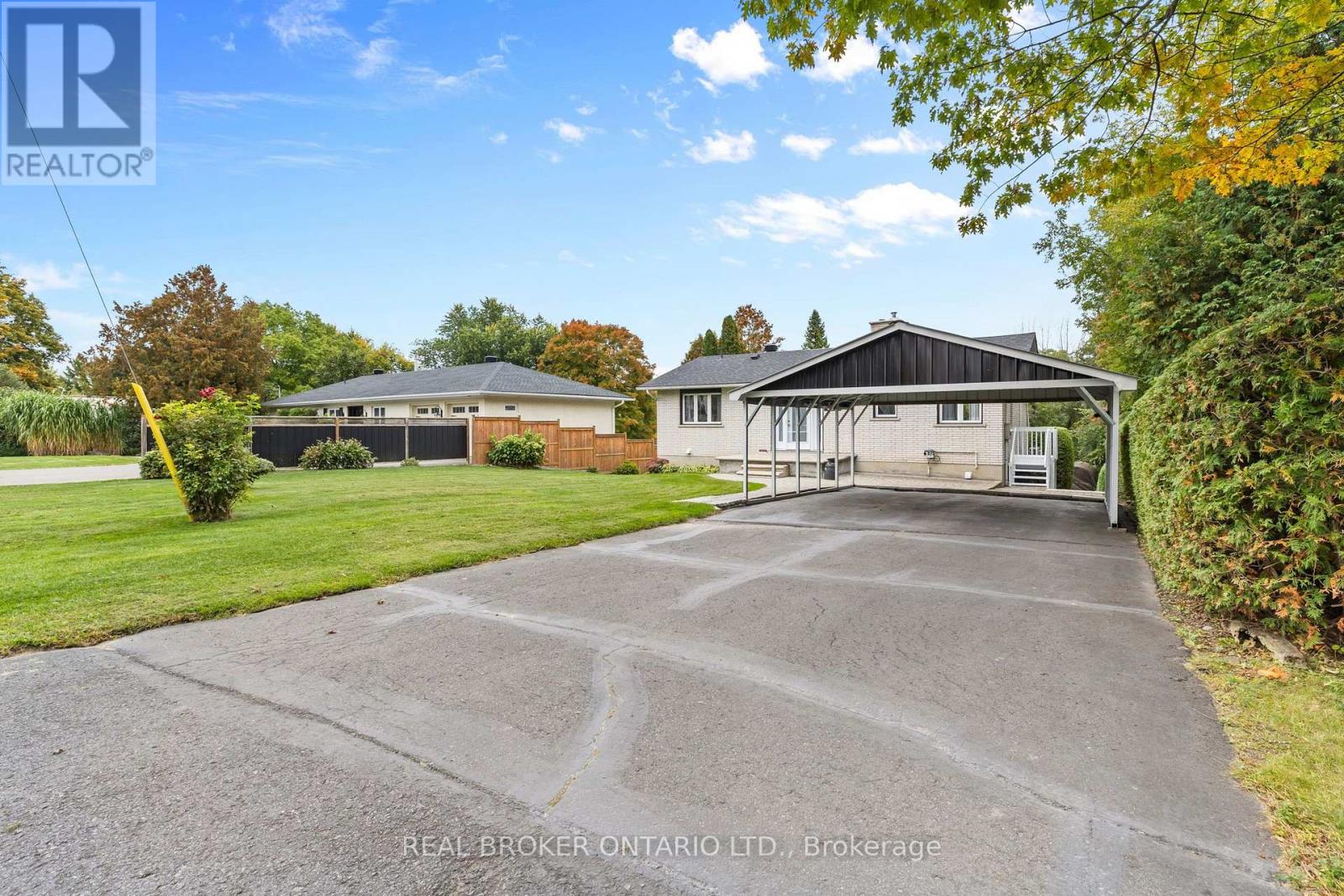 316 CLOTHIER STREET W - 3