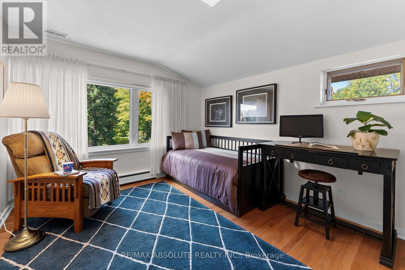 290 HARRINGTON STREET - Image 32