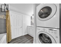 B - 1896 Featherston Drive, Ottawa, ON K1H6P5 Photo 19