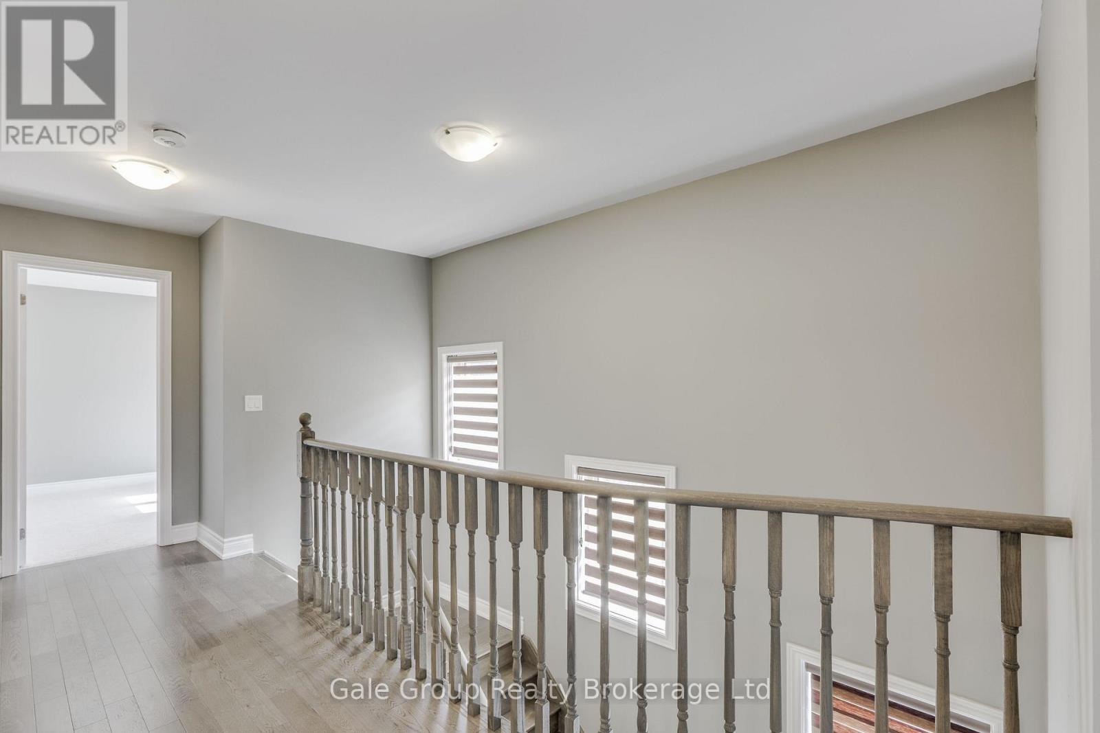 118 Huntingford Trail West — photo 18