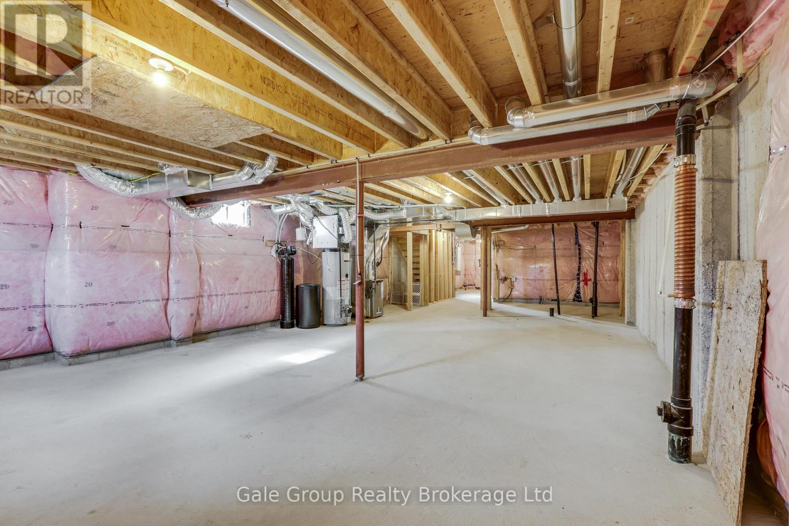 118 Huntingford Trail West — photo 42