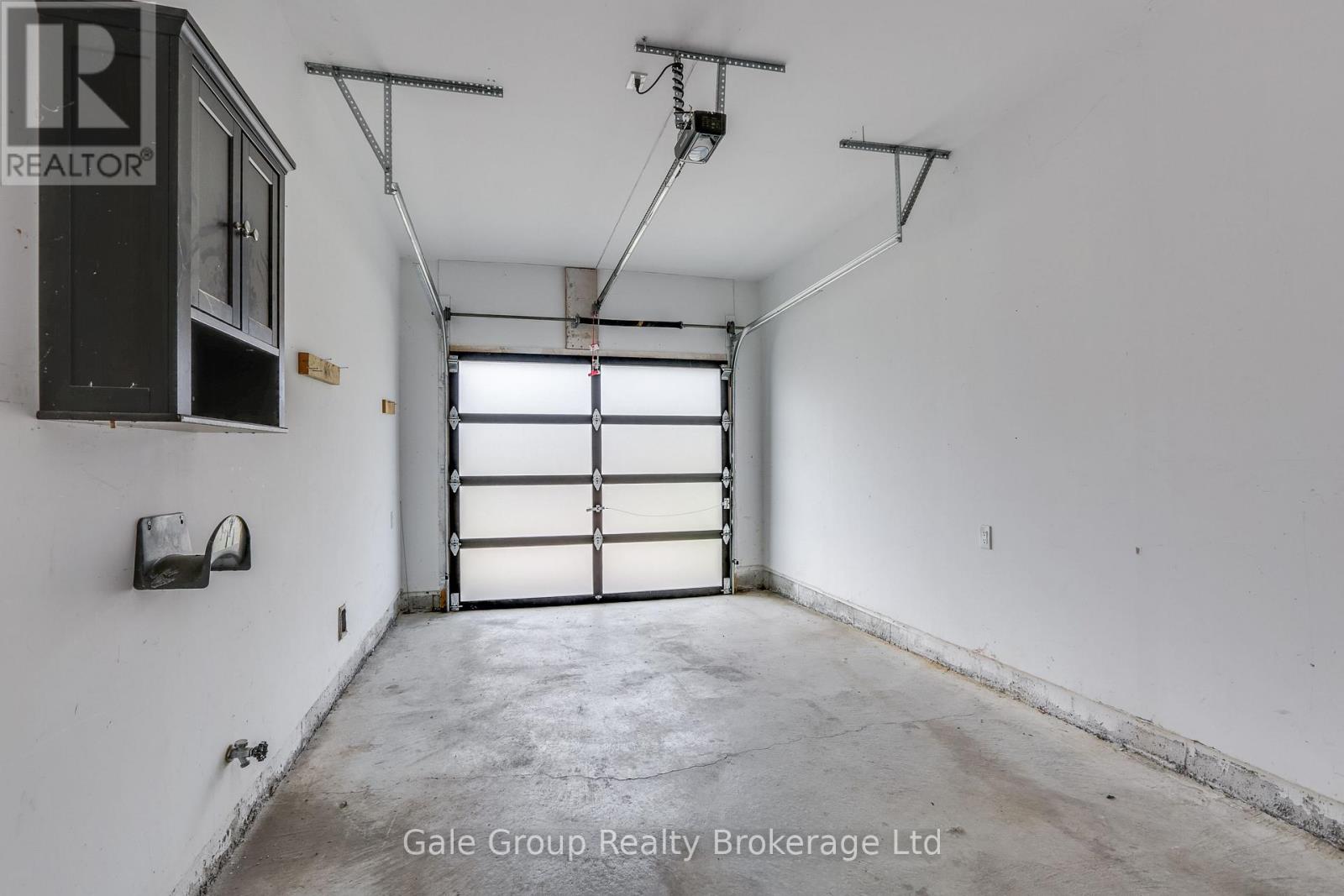 118 Huntingford Trail West — photo 44