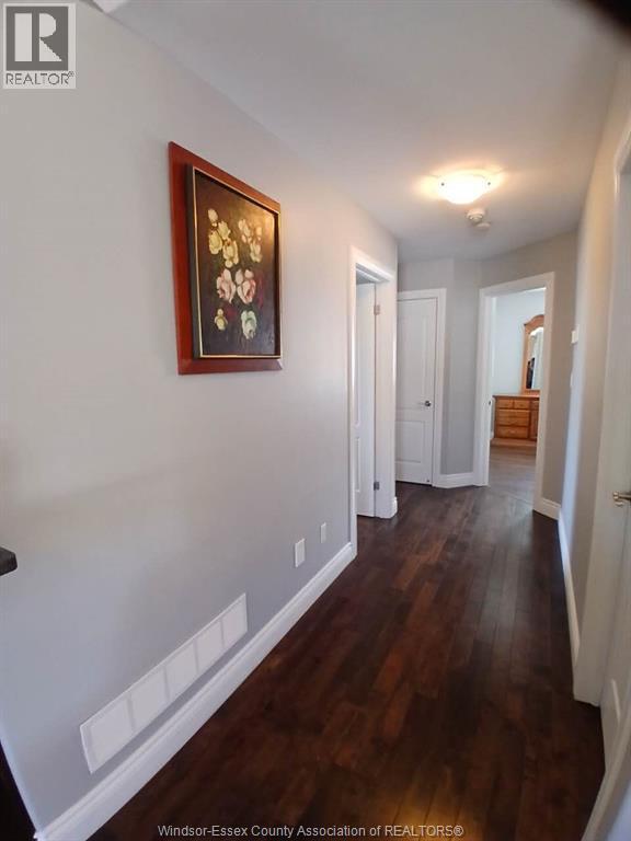 1926 MARK AVENUE - 7