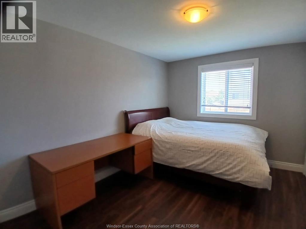 1926 MARK AVENUE - 9