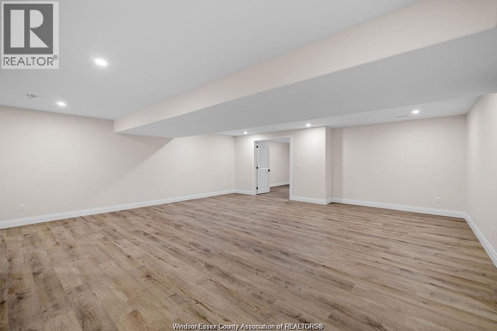 7558 SILVERLEAF LANE - Image 29