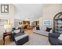 Foyer - 93 Coach Court Sw, Calgary, AB T3H4P7 Photo 10