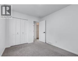 496 MONTEREY Drive SE - photo 28