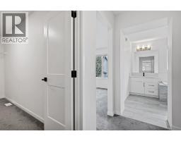 496 MONTEREY Drive SE - photo 31
