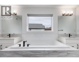 496 MONTEREY Drive SE - photo 33