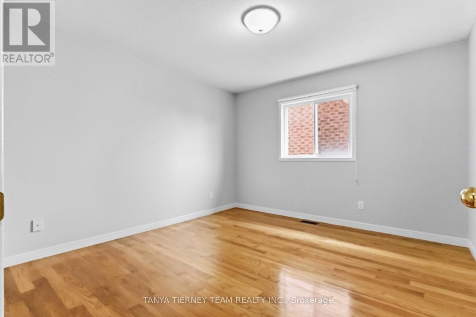 5 PADFIELD DRIVE - 30