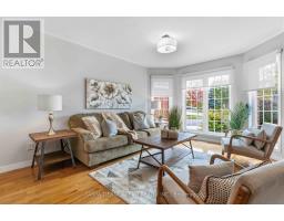 Kitchen - 5 Padfield Drive, Clarington, ON L1C5E4 Photo 6