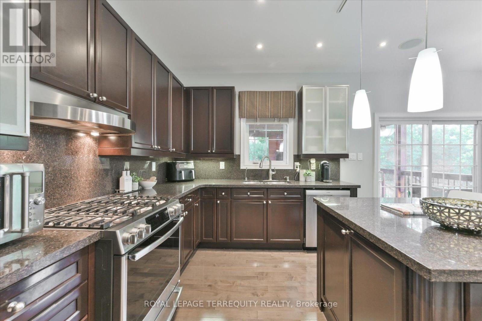 Room 1- 55 Rushbrooke Way, Ajax, ON photo 10