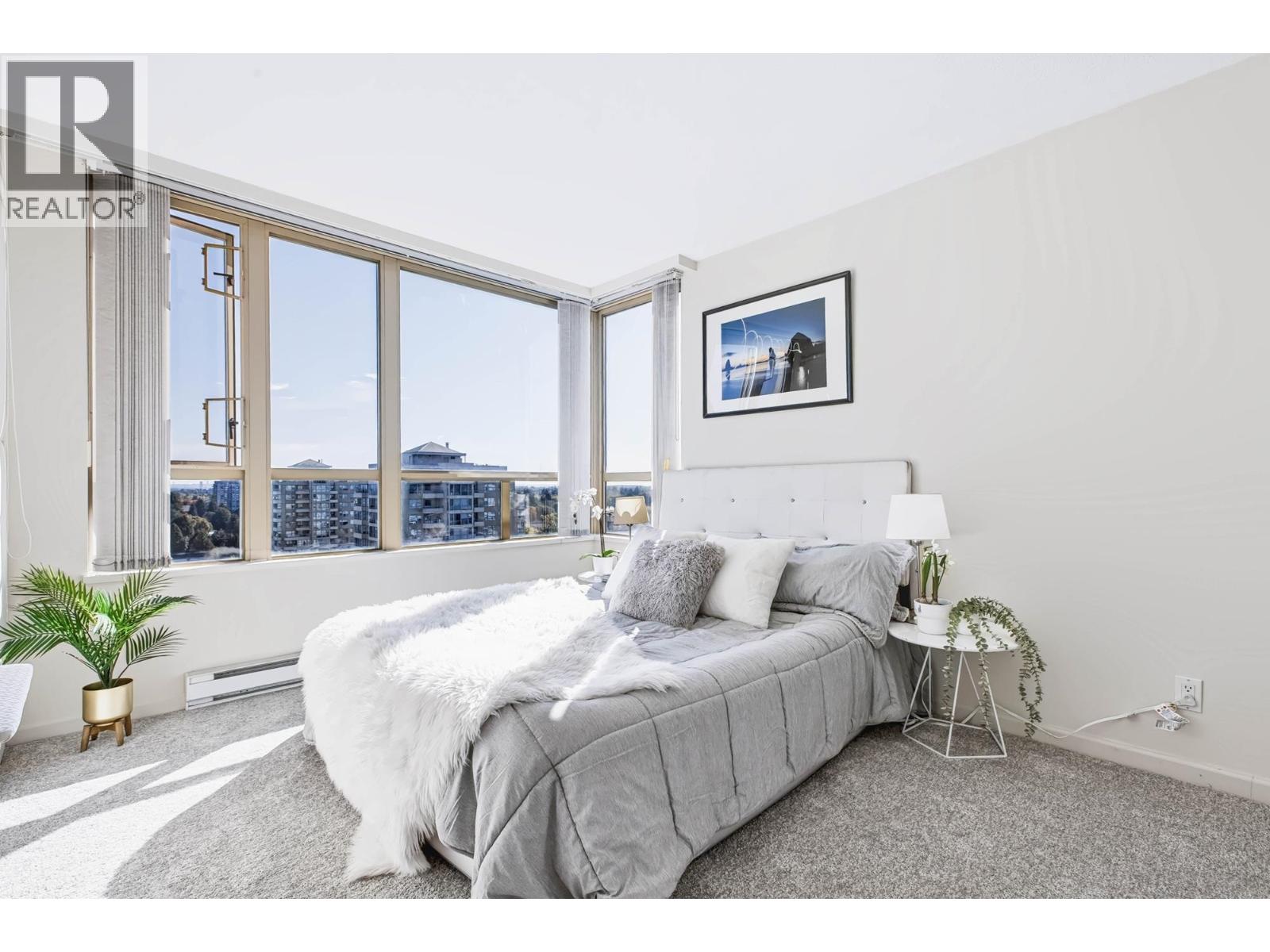 Photo of 1403 8171 SABA ROAD 16