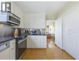 900 1685 W 14th Avenue, Vancouver, BC V6J2J3 Photo 13