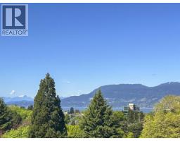 900 1685 W 14th Avenue, Vancouver, BC V6J2J3 Photo 8