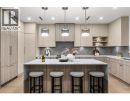 1 7061 Paulus Crescent, Burnaby, BC V5A1P4 Photo 12