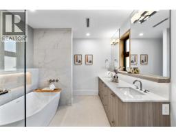1 7061 Paulus Crescent, Burnaby, BC V5A1P4 Photo 18
