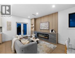 1 7061 Paulus Crescent, Burnaby, BC V5A1P4 Photo 7