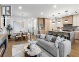 1 7061 Paulus Crescent, Burnaby, BC V5A1P4 Photo 9