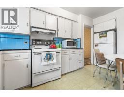 3281 E 2nd Avenue, Vancouver, BC V5M1G2 Photo 9