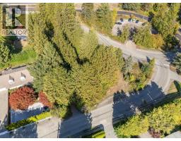 3745 Southridge Avenue, West Vancouver, BC V7V3H9 Photo 25
