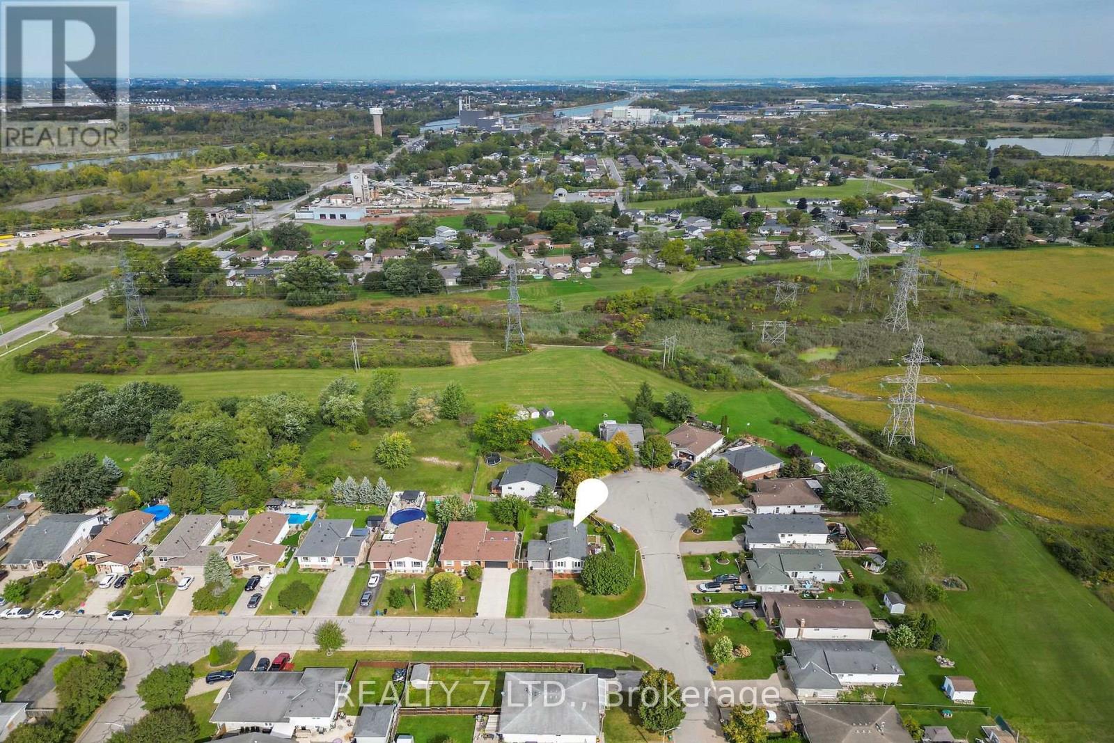 54 COWAN DRIVE - 38