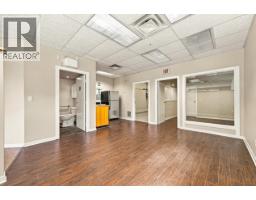 121 3989 Henning Drive, Burnaby, BC V5C6P8 Photo 14