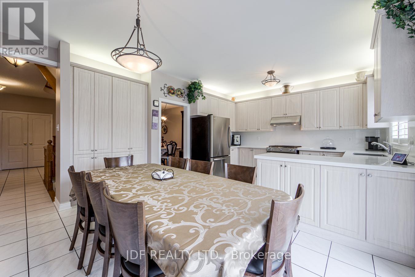 164 GOLDEN GATE CIRCLE - 14