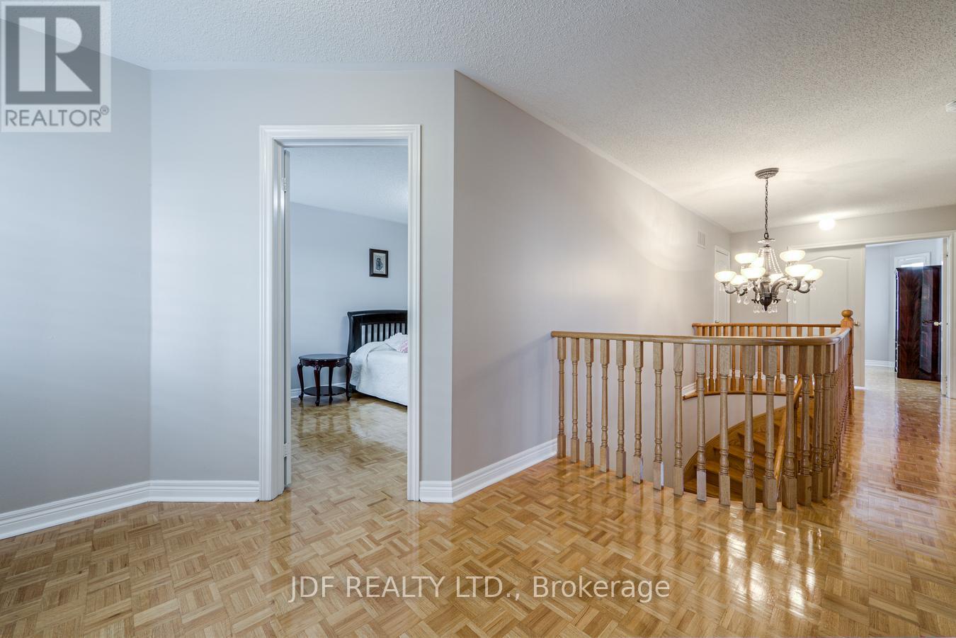 164 GOLDEN GATE CIRCLE - 30