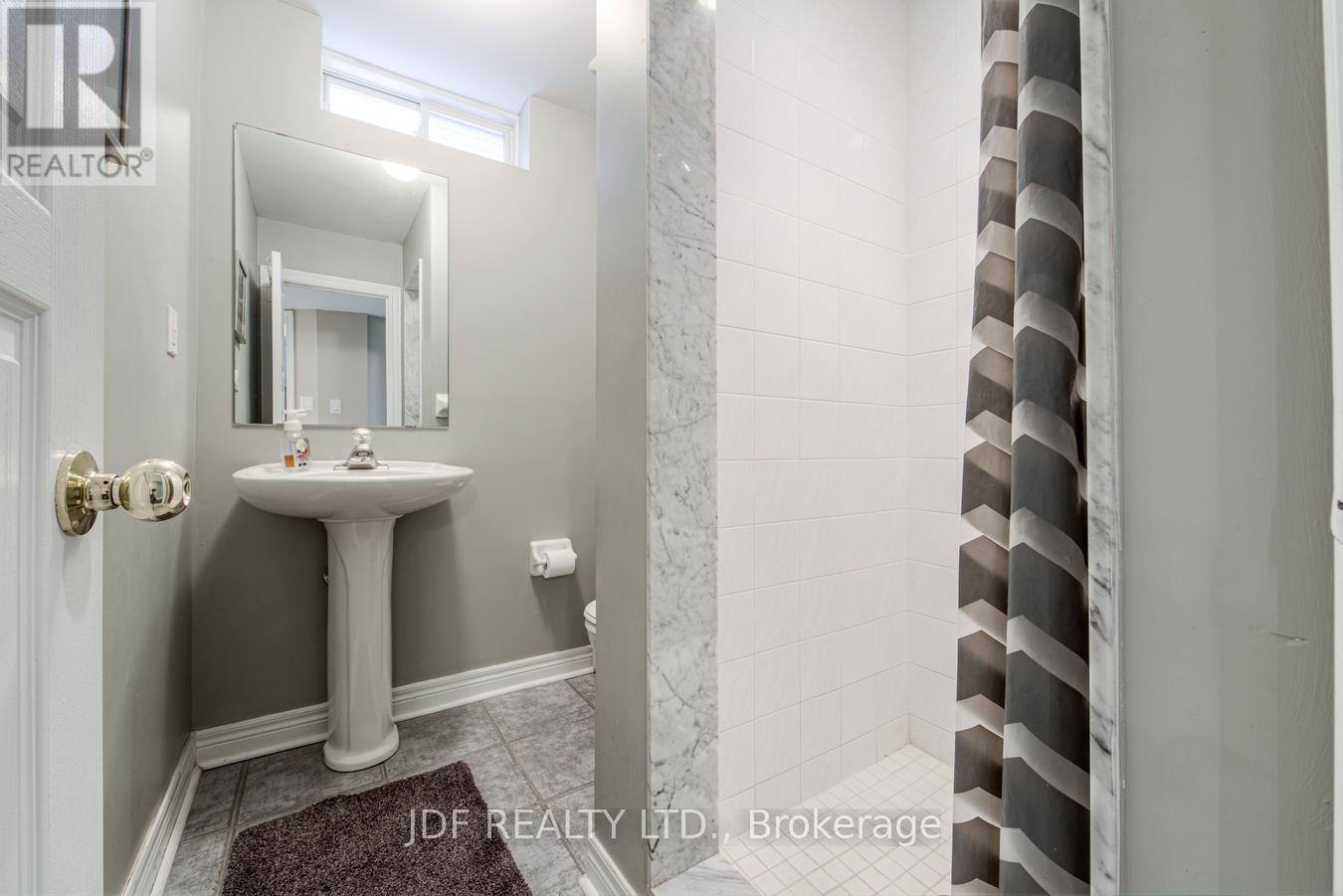 164 GOLDEN GATE CIRCLE - 41