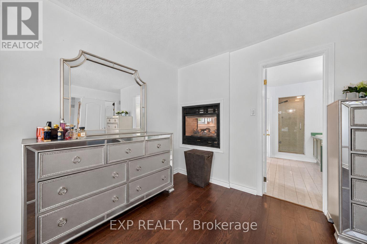 785 Quantra Crescent, Newmarket, ON photo 34