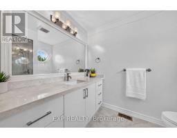 785 Quantra Crescent, Newmarket, ON L3X1M9 Photo 42