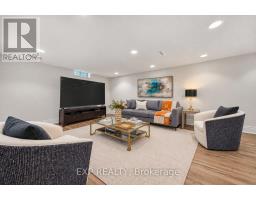 785 Quantra Crescent, Newmarket, ON L3X1M9 Photo 46