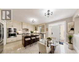 30 Fairmont Ridge Trail, King, ON L7B0A5 Photo 18