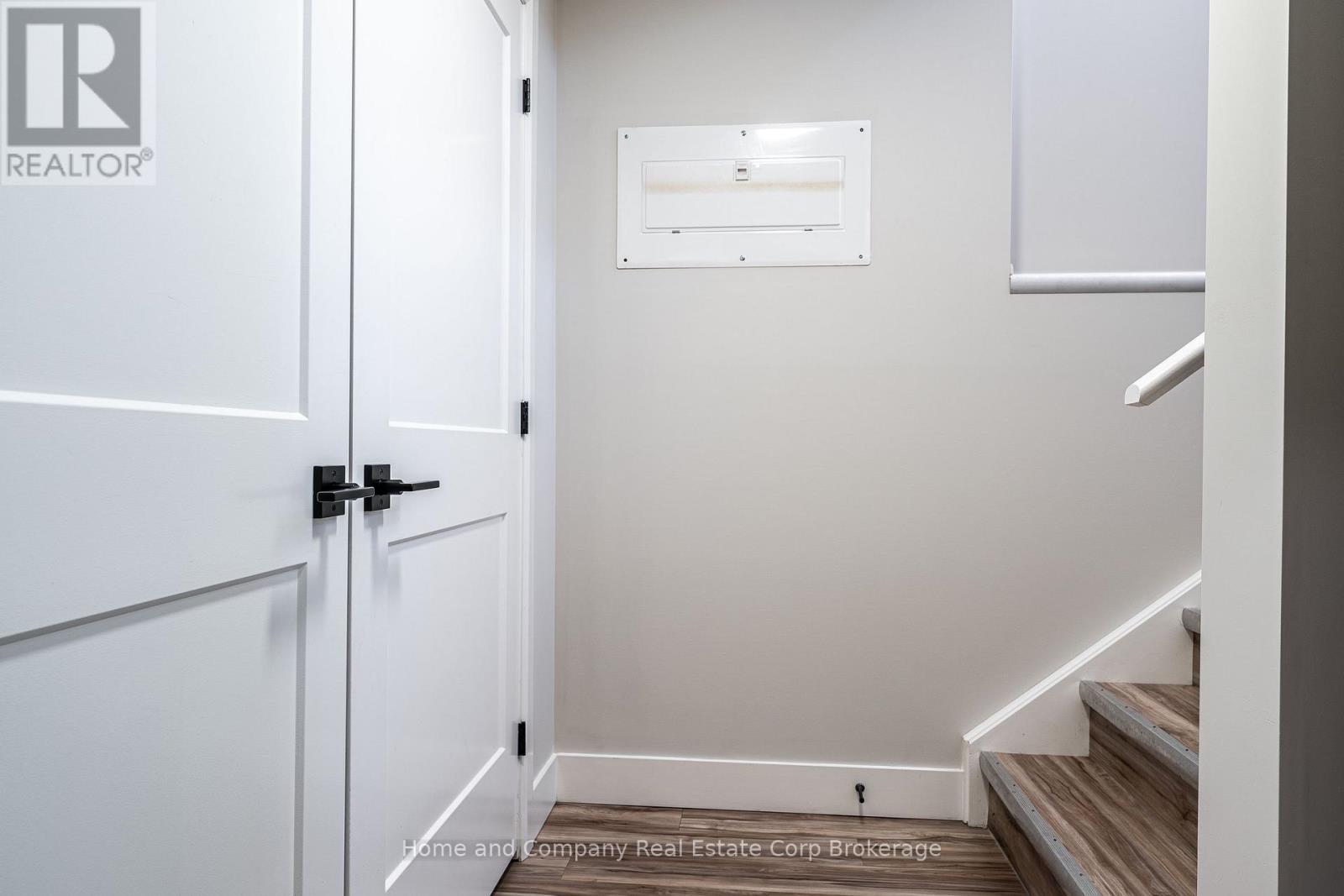 27 Brock Street — photo 18