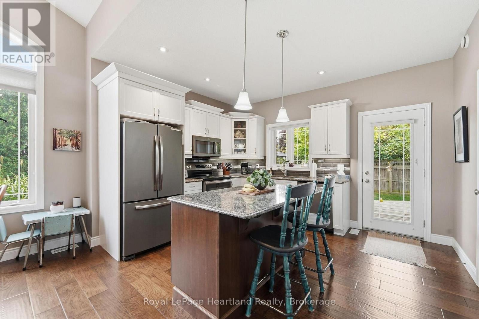 285 DARLING BOULEVARD - Image 13